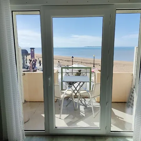 Trouville 沙特拉永普拉日